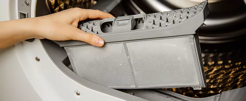 Signs Of A Clogged Dryer Lint Trap in SeaTac, Washington
